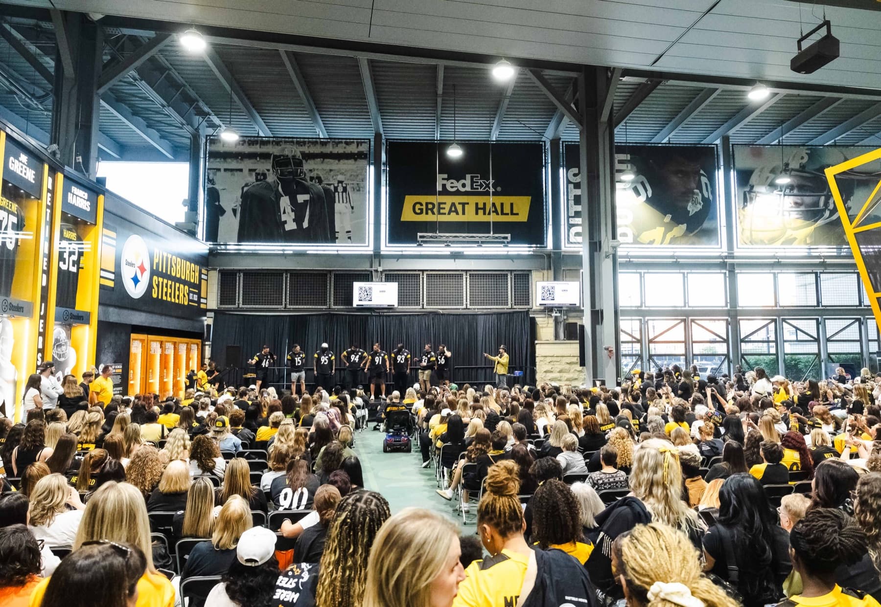 The Great Hall packed with thousands of Steelers fans during the Draft Party activation.